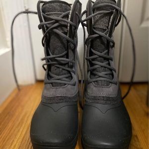 These North Face boots are perfect for the winter. Super cozy and cute looking.